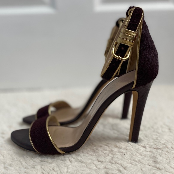 Club Monaco Casey Stiletto Heel Sandals Burgundy Calf Hair Gold Trim 37.5 US 7 - Picture 6 of 11